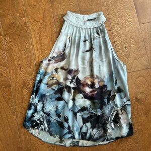 Go by GOSILK watercolor floral sleeveless blouse light grey